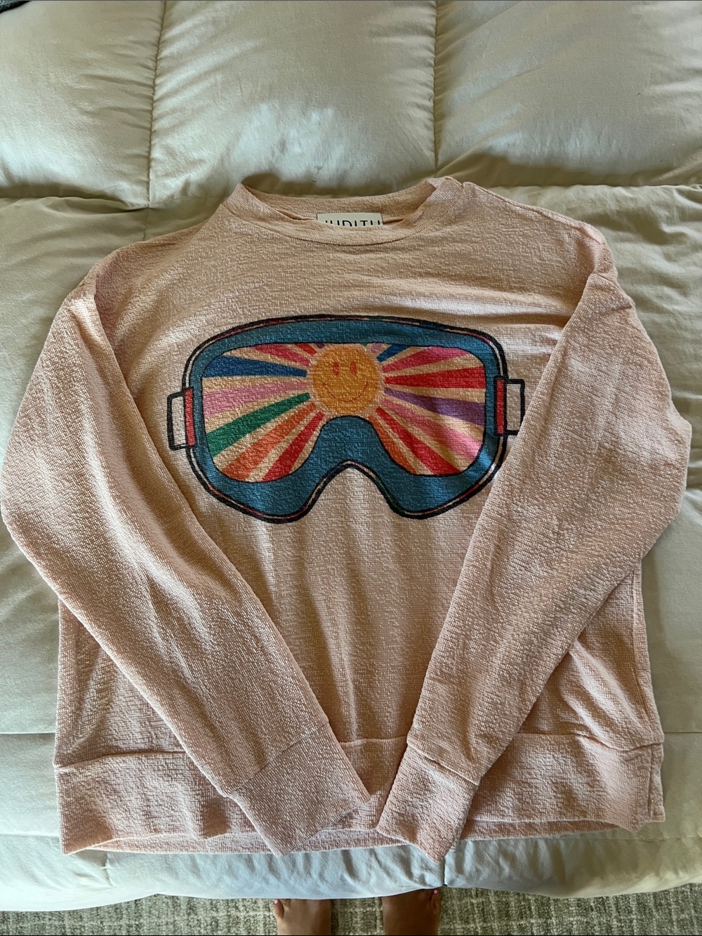 Judith March Smiley Ski Goggle Graphic Sweater - Light Pink